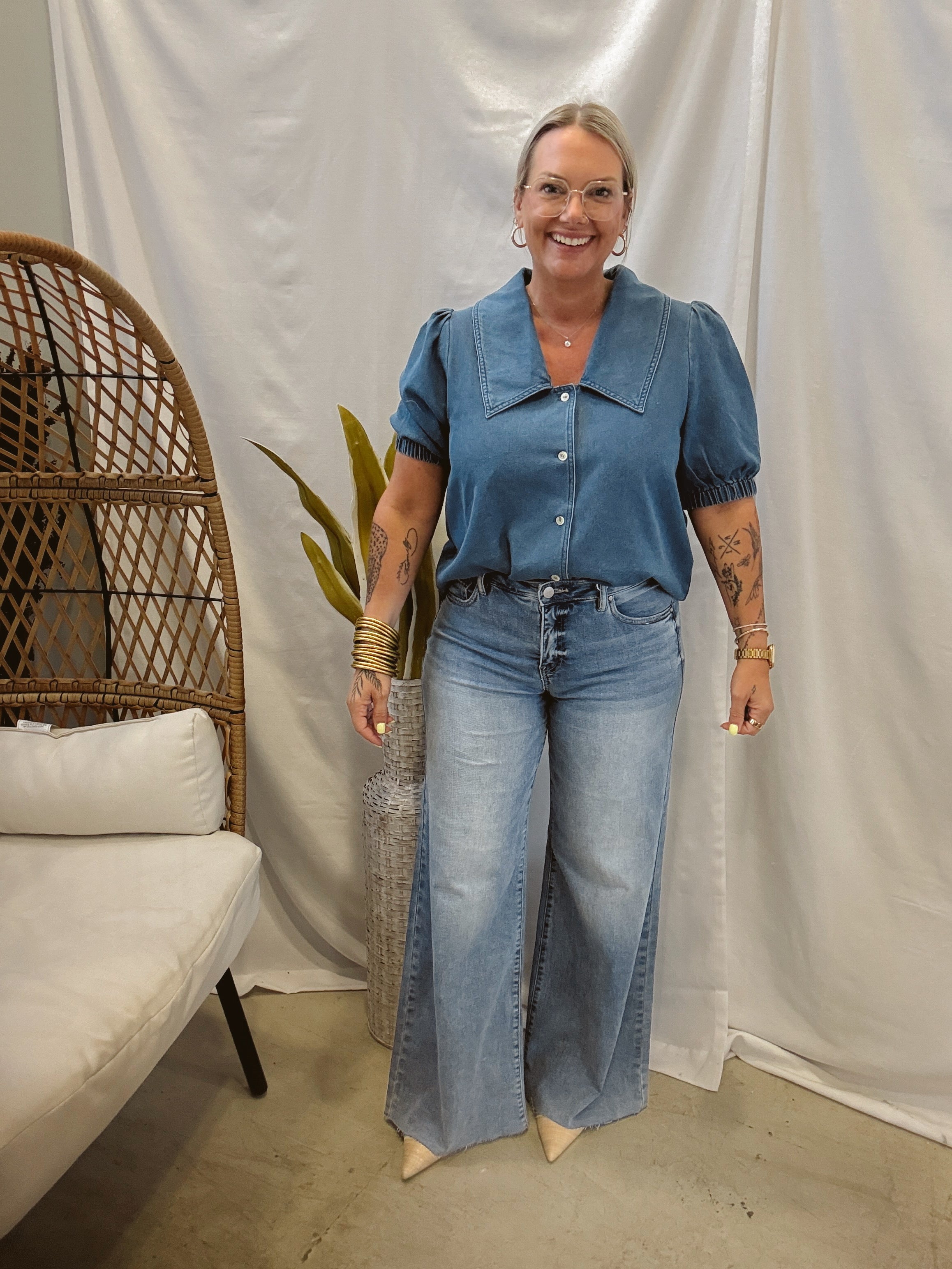 Chelsea Collar Denim Top-Short Sleeve Tops-ENTRO-The Silo Boutique, Women's Fashion Boutique Located in Warren and Grand Forks North Dakota