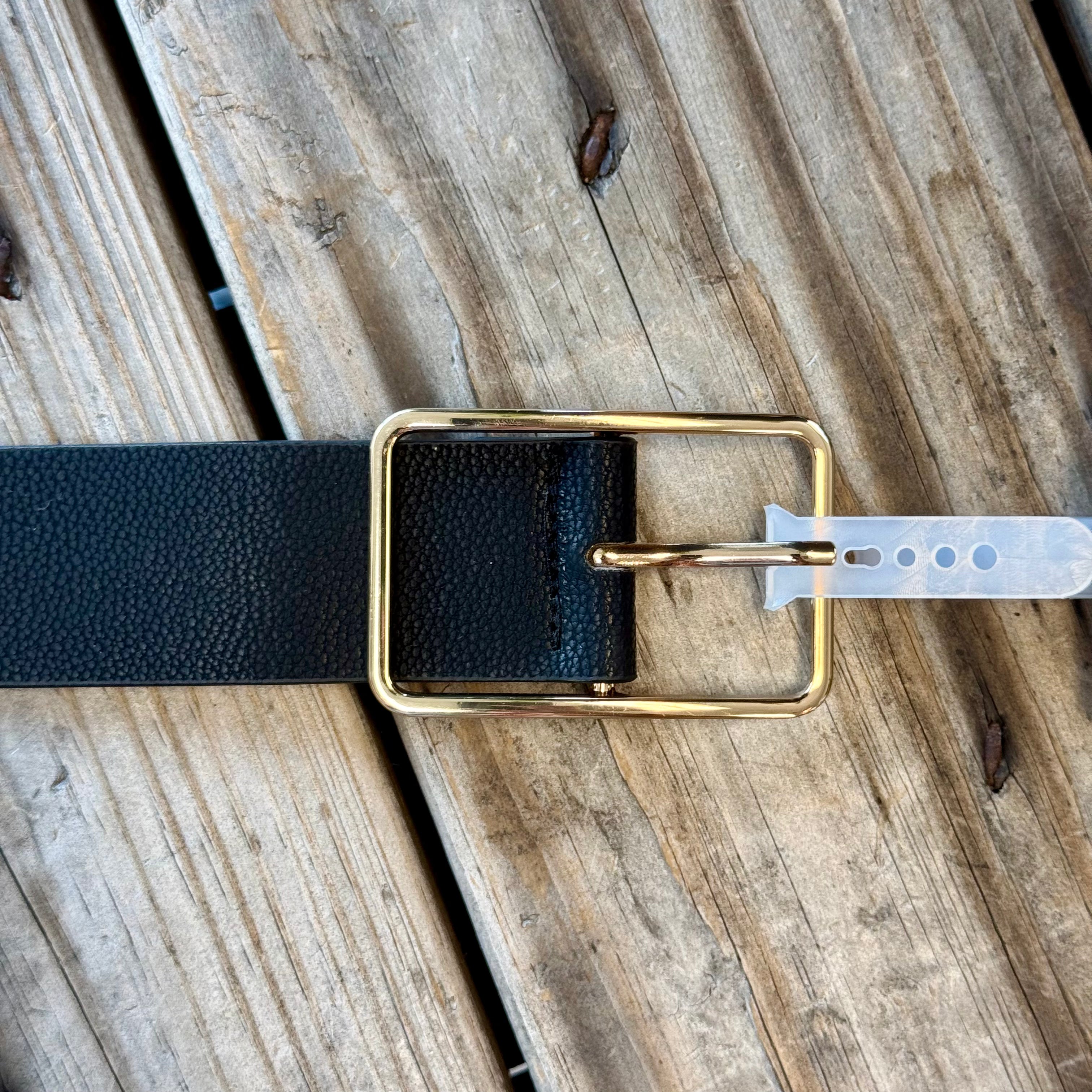 Rectangle Cut Out Buckle Belt-Black-Belts-Fame-The Silo Boutique, Women's Fashion Boutique Located in Warren and Grand Forks North Dakota