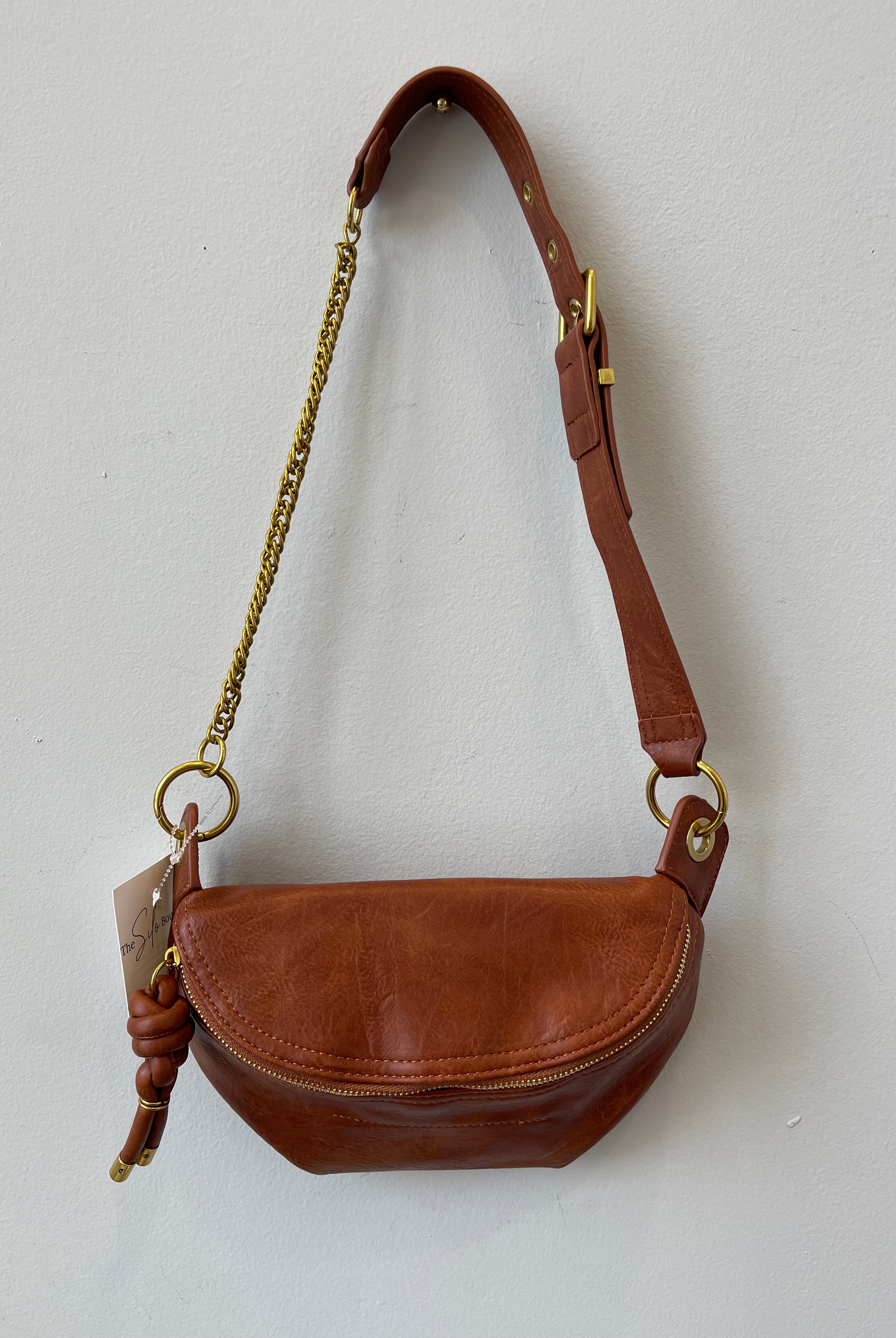 Kaydee Chic Bum Crossbody Purse-Purses-kaydee-The Silo Boutique, Women's Fashion Boutique Located in Warren and Grand Forks North Dakota