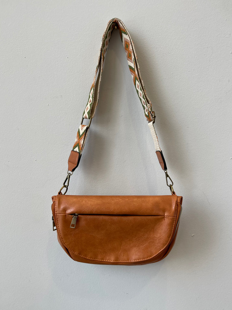 Kaydee Tan Kelby Crossbody Purse-Purses-kaydee-The Silo Boutique, Women's Fashion Boutique Located in Warren and Grand Forks North Dakota