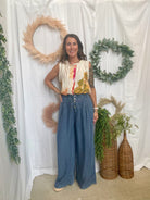 Elysian Floral Eyelet Trim Top-Short Sleeve Tops-cozy co-The Silo Boutique, Women's Fashion Boutique Located in Warren and Grand Forks North Dakota