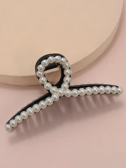 Pearl Hair Claw-Hair Accessories-wall to wall-The Silo Boutique, Women's Fashion Boutique Located in Warren and Grand Forks North Dakota