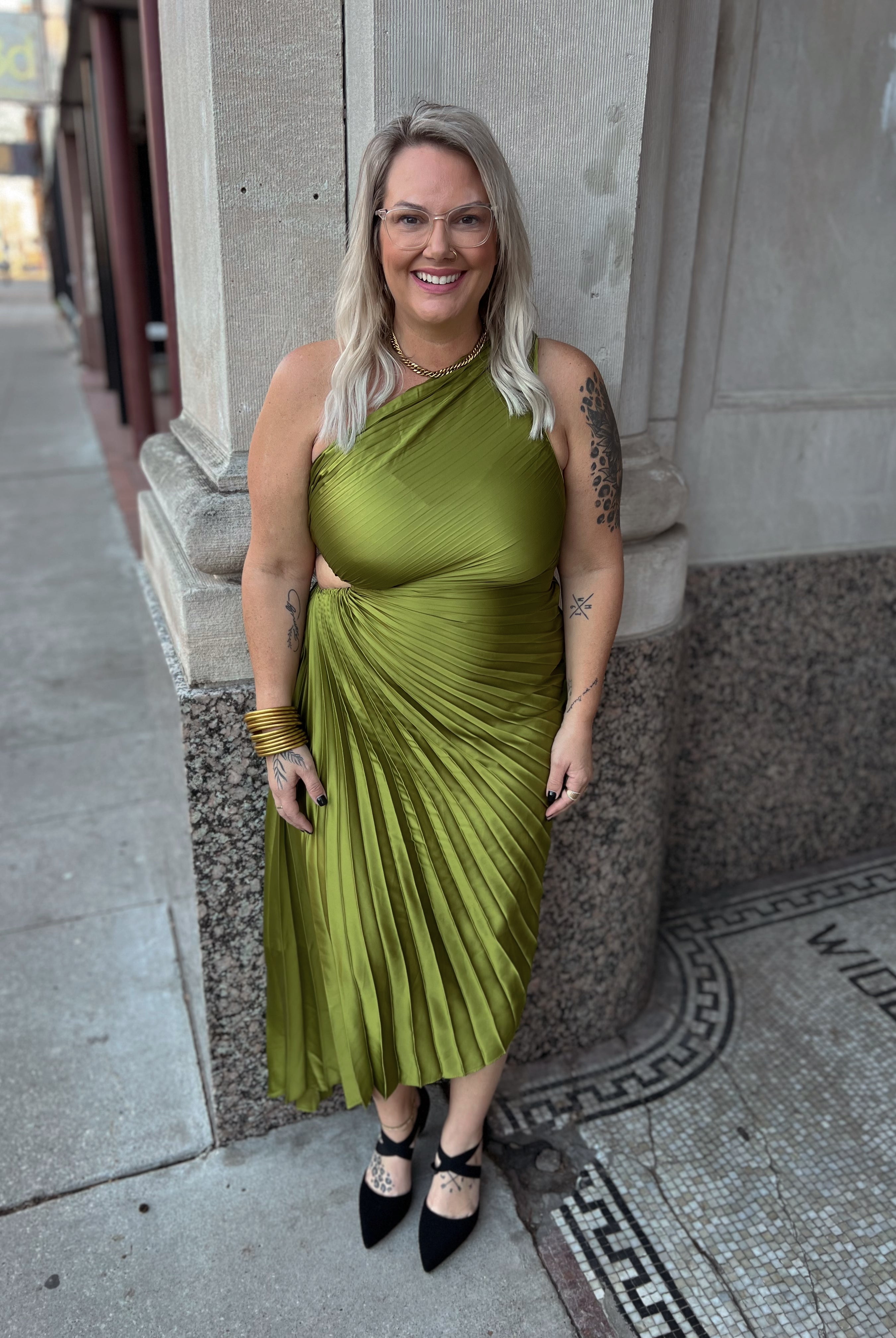 Meet Me at Midnight Dress-Dresses-dress forum-The Silo Boutique, Women's Fashion Boutique Located in Warren and Grand Forks North Dakota