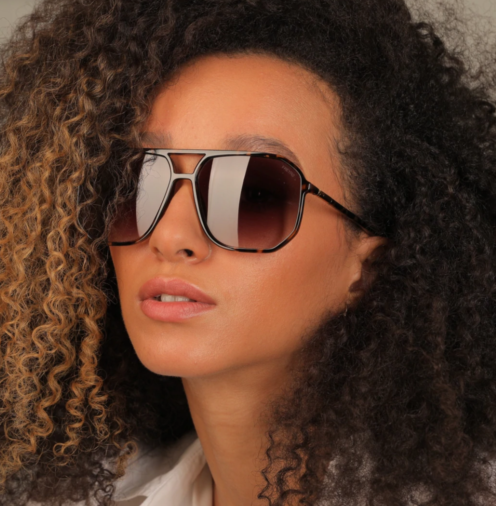 Freyrs Billie Tortoise Sunglasses-Sunglasses-freyers-The Silo Boutique, Women's Fashion Boutique Located in Warren and Grand Forks North Dakota