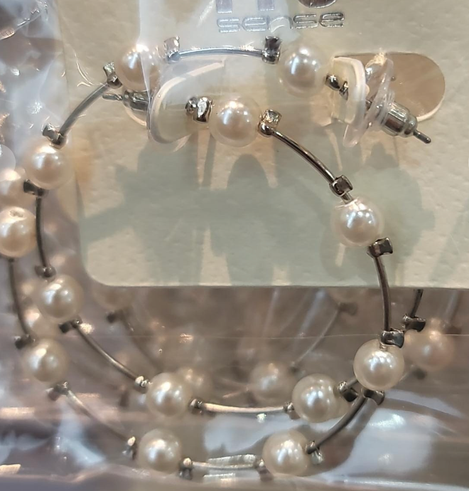 Pearl Hoop Earrings-earrings-illord-The Silo Boutique, Women's Fashion Boutique Located in Warren and Grand Forks North Dakota