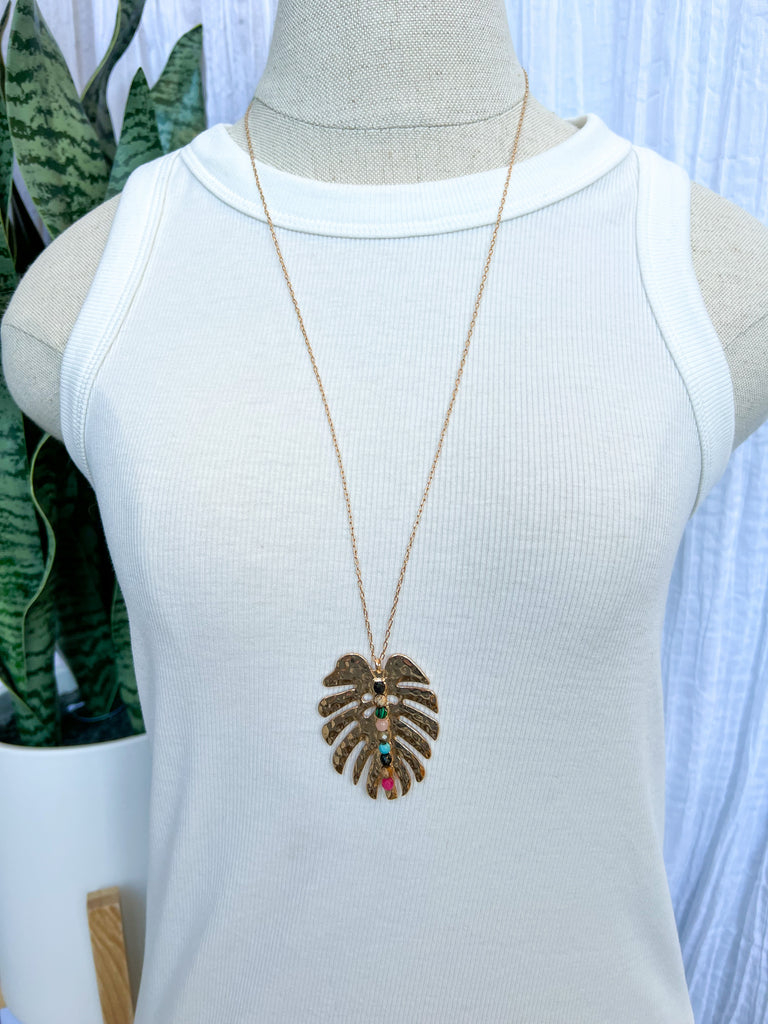 Fame Leaf Necklace-Necklaces-Fame-The Silo Boutique, Women's Fashion Boutique Located in Warren and Grand Forks North Dakota