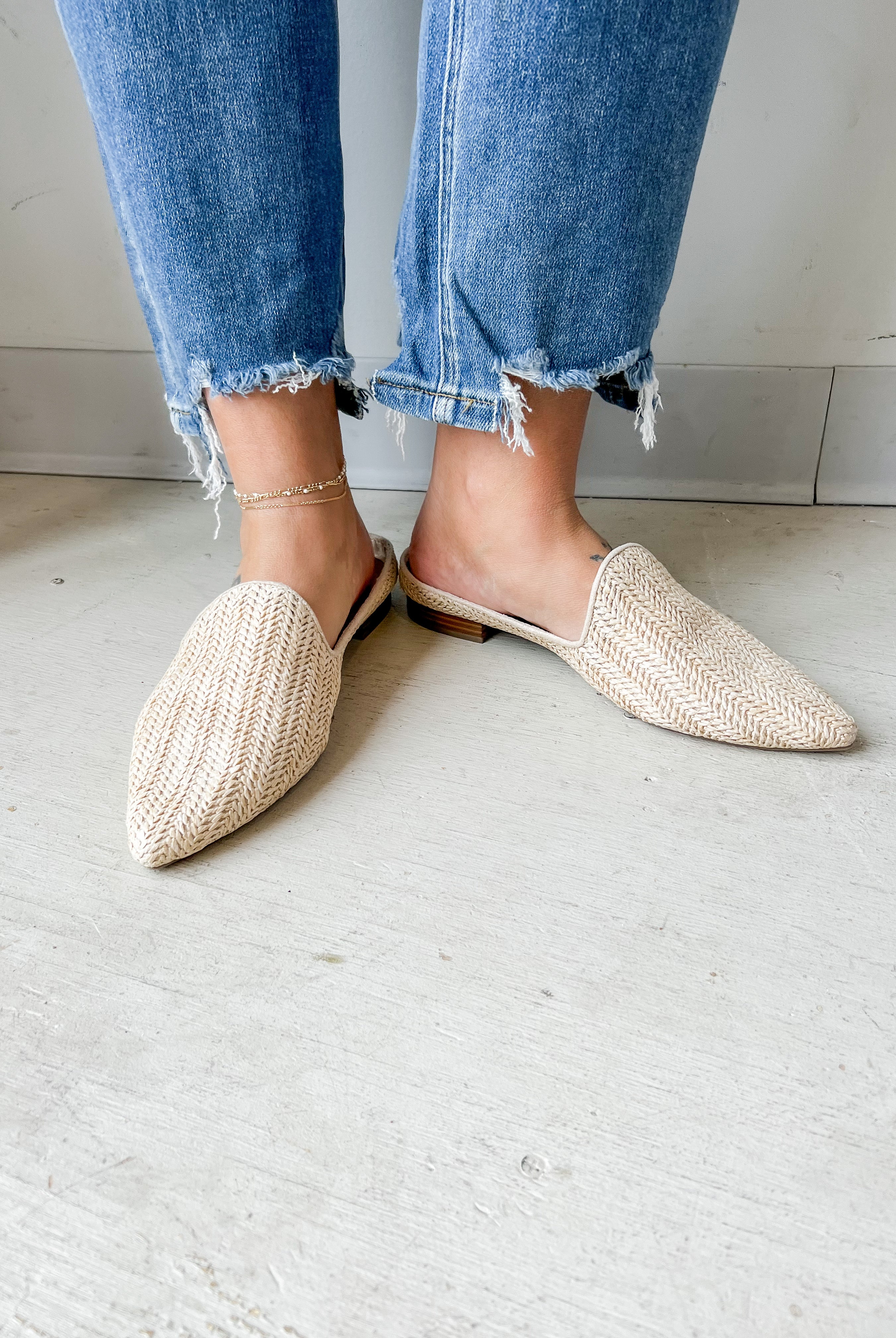 Mia Johona Mule Sandal-Sandals-MIA-The Silo Boutique, Women's Fashion Boutique Located in Warren and Grand Forks North Dakota